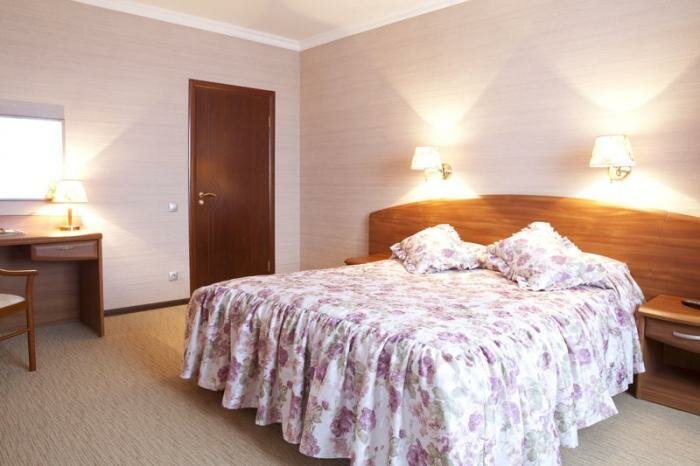 Гостиница Кристалл Дмитров