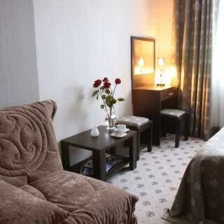 Гостиница Кристалл Дмитров ПОЛУЛЮКС-1