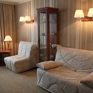 Гостиница Кристалл Дмитров Люкс-8