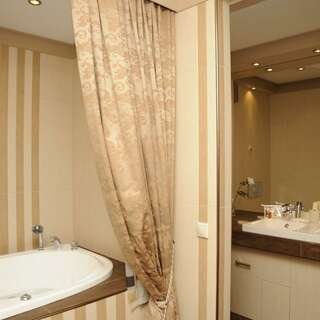 Гостиница Кристалл Дмитров Президентский люкс-1