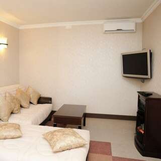 Гостиница Кристалл Дмитров Президентский люкс-2