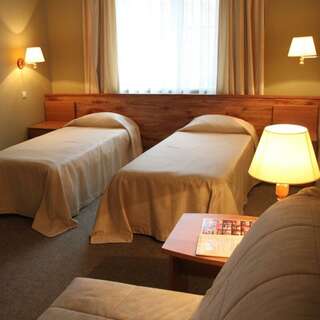 Гостиница Кристалл Дмитров ДВУХМЕСТНЫЙ 2 КРОВАТИ-2