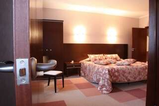 Гостиница Кристалл Дмитров Номер люкс президентский-4